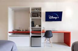 Family Magical Studio for 4 Shuttle to Disney - Image 3