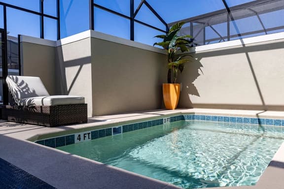 Disney Getaway | Private Pool, BBQ & Themed Rooms - Imagen 1